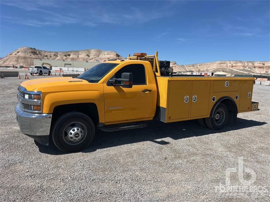 Chevrolet 3500 시립/다목적 차량