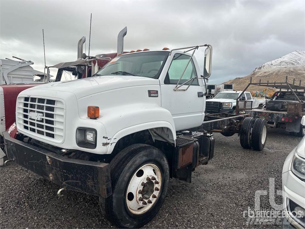 Chevrolet C6500 새시 운전실 트럭