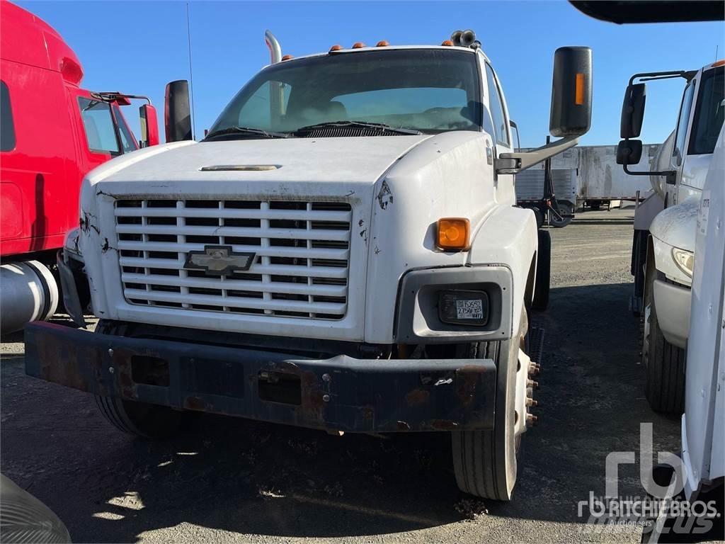 Chevrolet C7500 새시 운전실 트럭