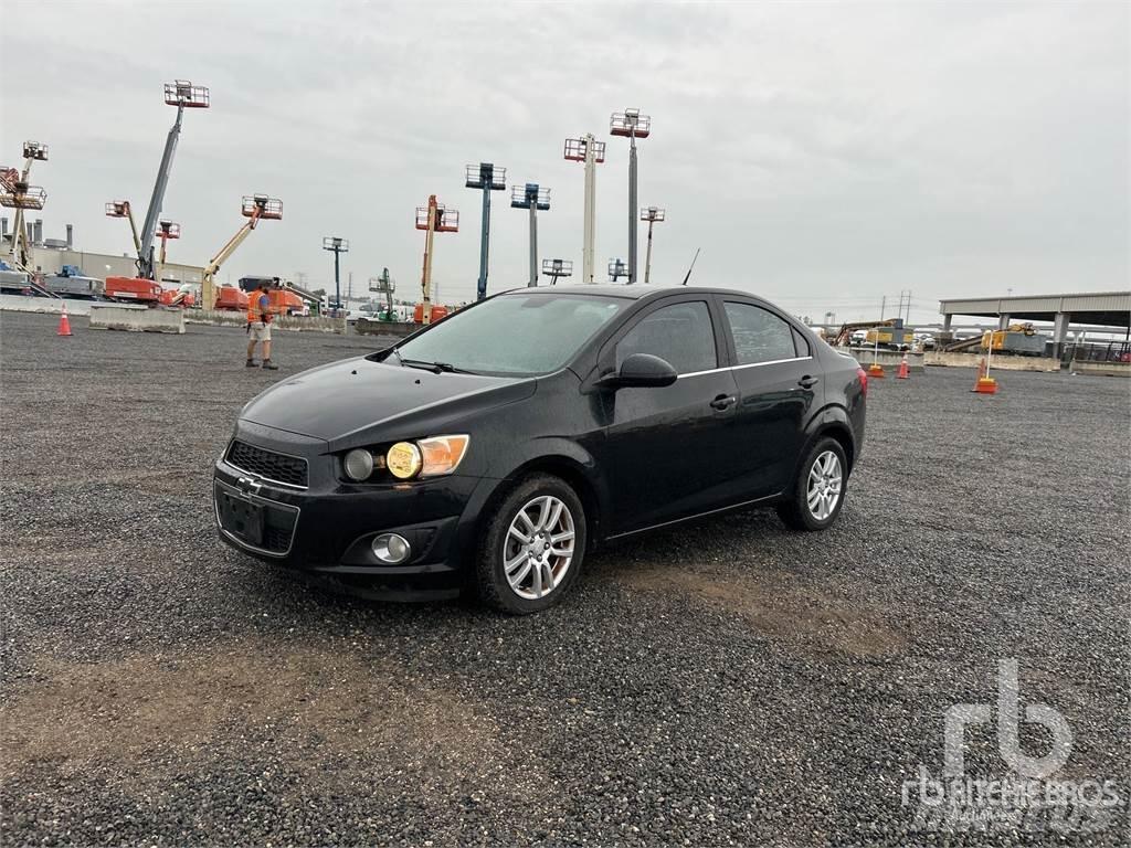 Chevrolet SONIC 자동차