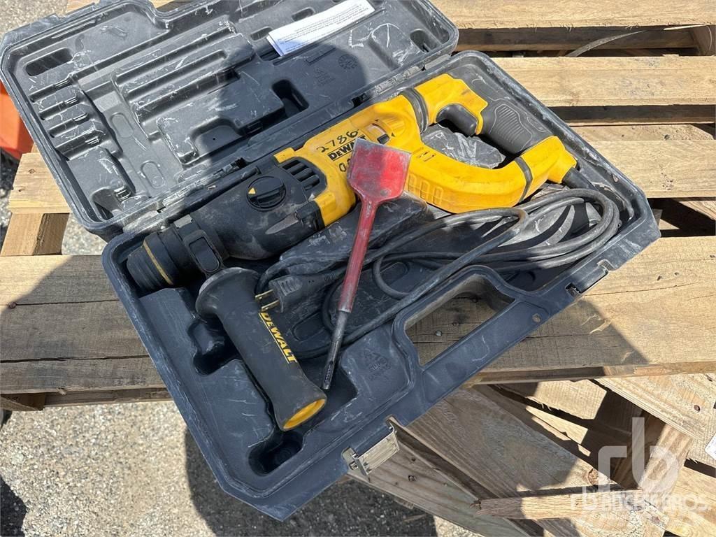 DeWalt D25262 건설 장비 - 기타
