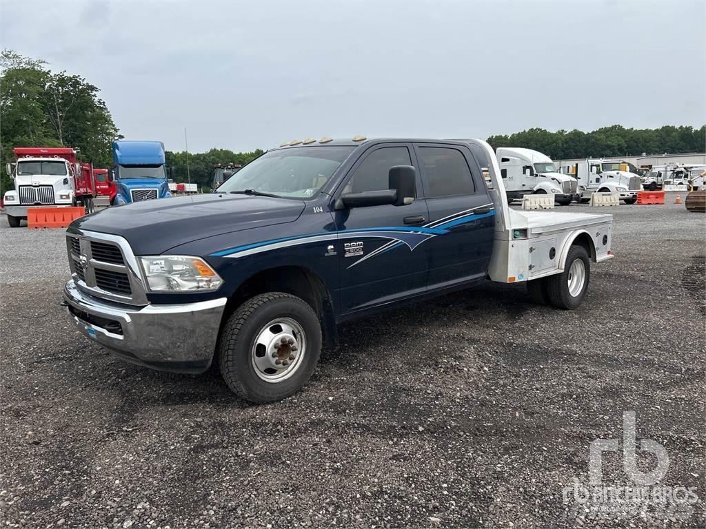 Dodge 3500 플랫베드/드롭사이드 트럭