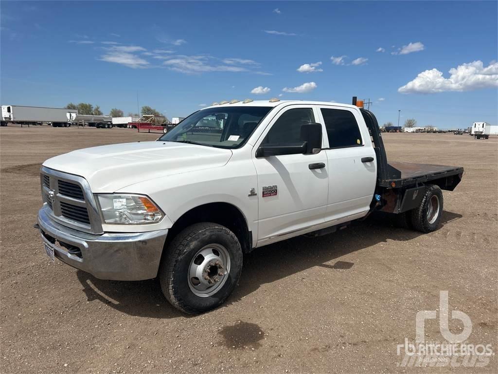 Dodge 3500 플랫베드/드롭사이드 트럭