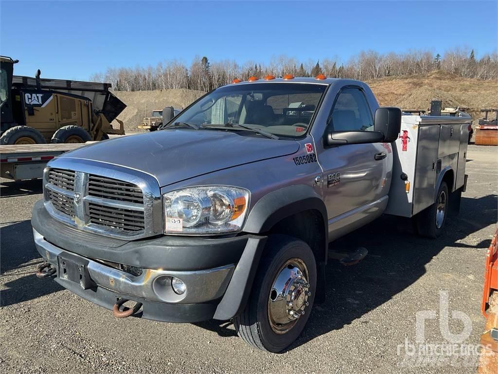 Dodge 4500 시립/다목적 차량