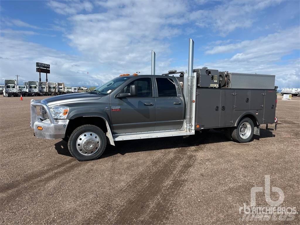 Dodge 5500 시립/다목적 차량