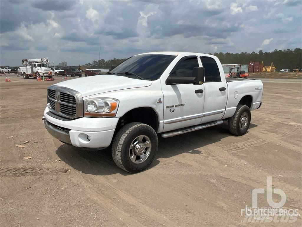 Dodge RAM 2500 픽업/드롭사이드