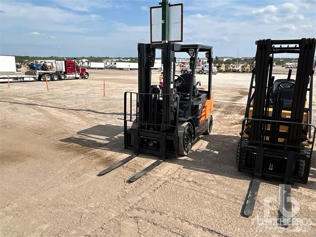 Doosan G25N-7 디젤 지게차