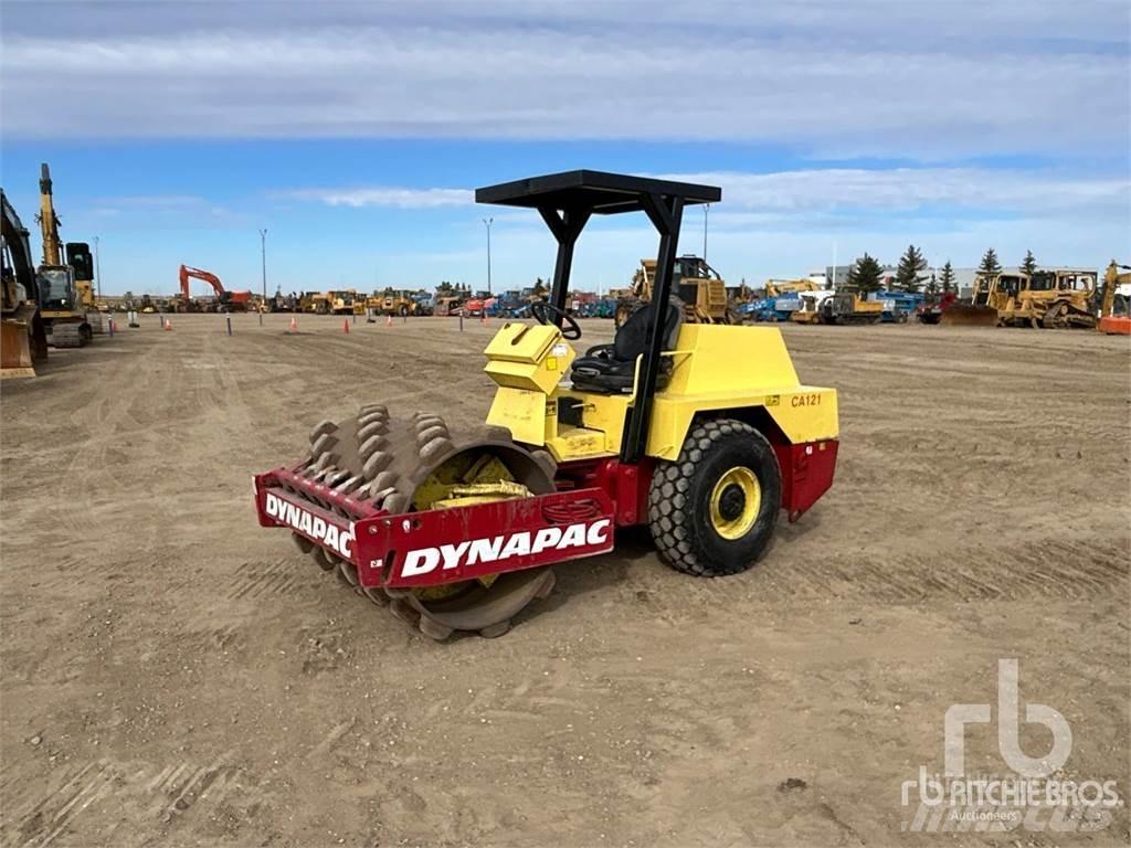 Dynapac CA121PD 폐기물 다짐기