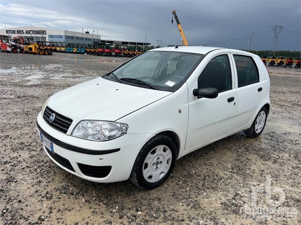 Fiat PUNTO 자동차