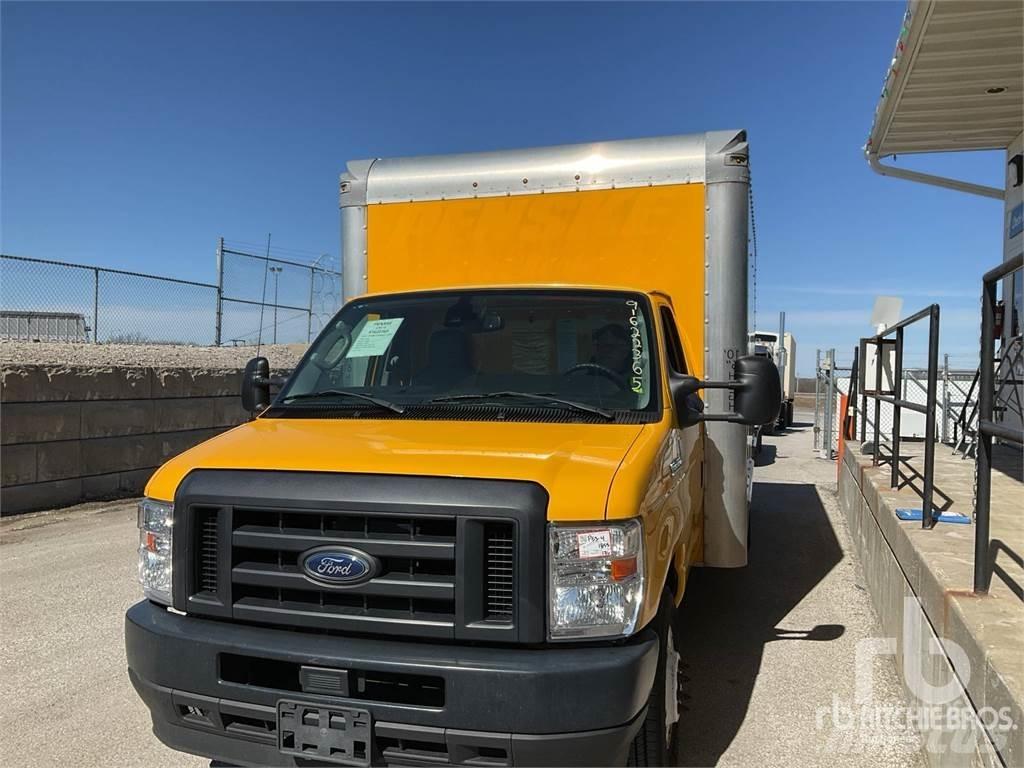 Ford E350 패널 화물차
