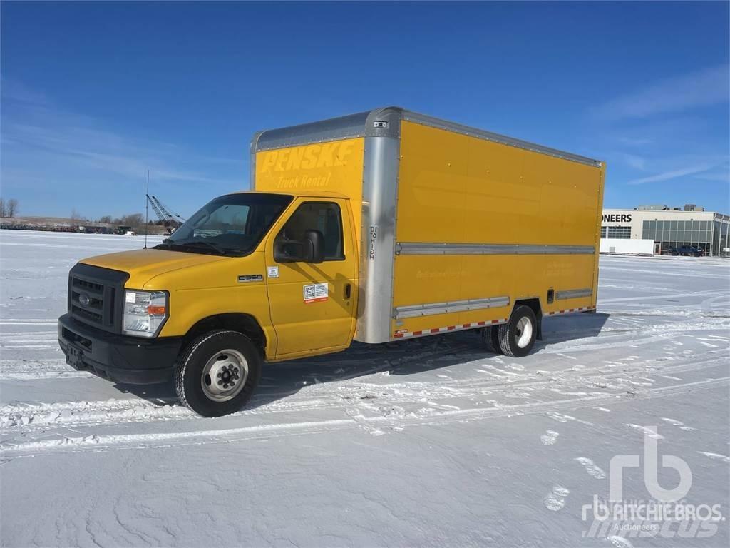 Ford E350 패널 화물차