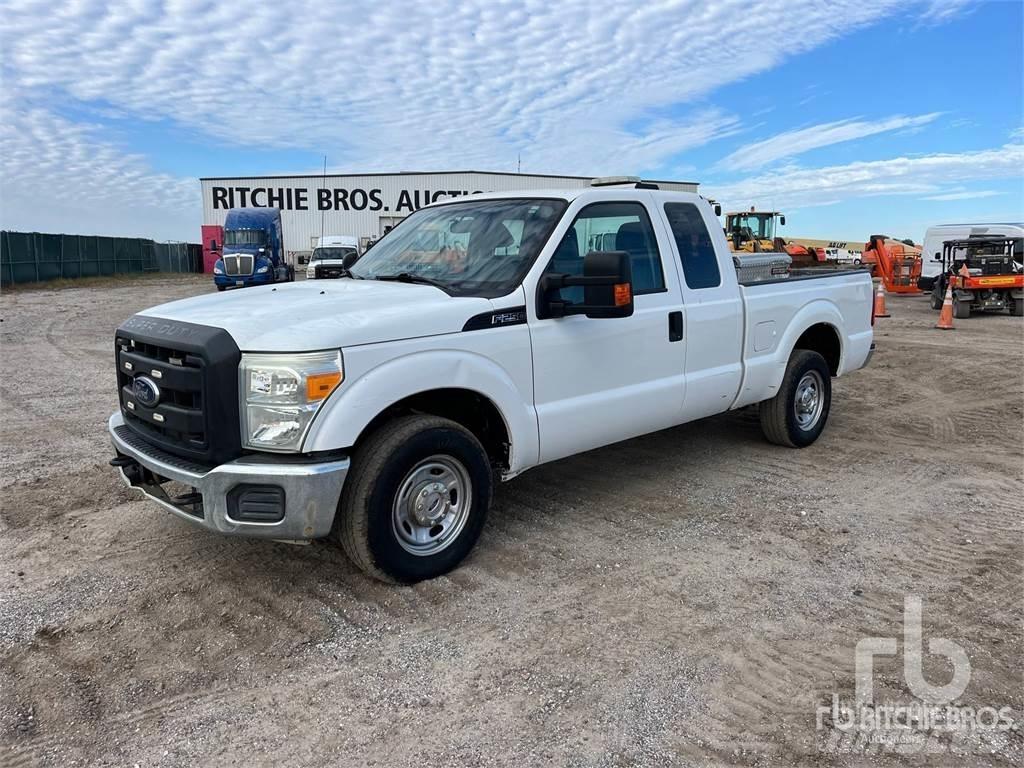 Ford F-250 픽업/드롭사이드
