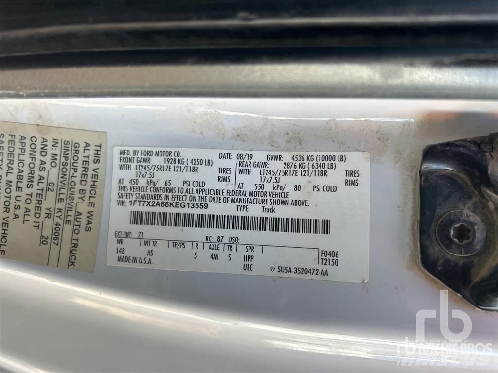 Ford F-250 픽업/드롭사이드