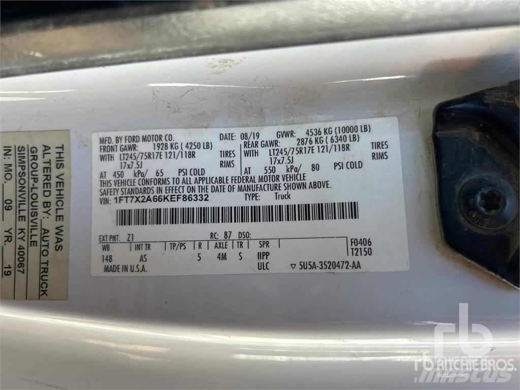Ford F-250 픽업/드롭사이드