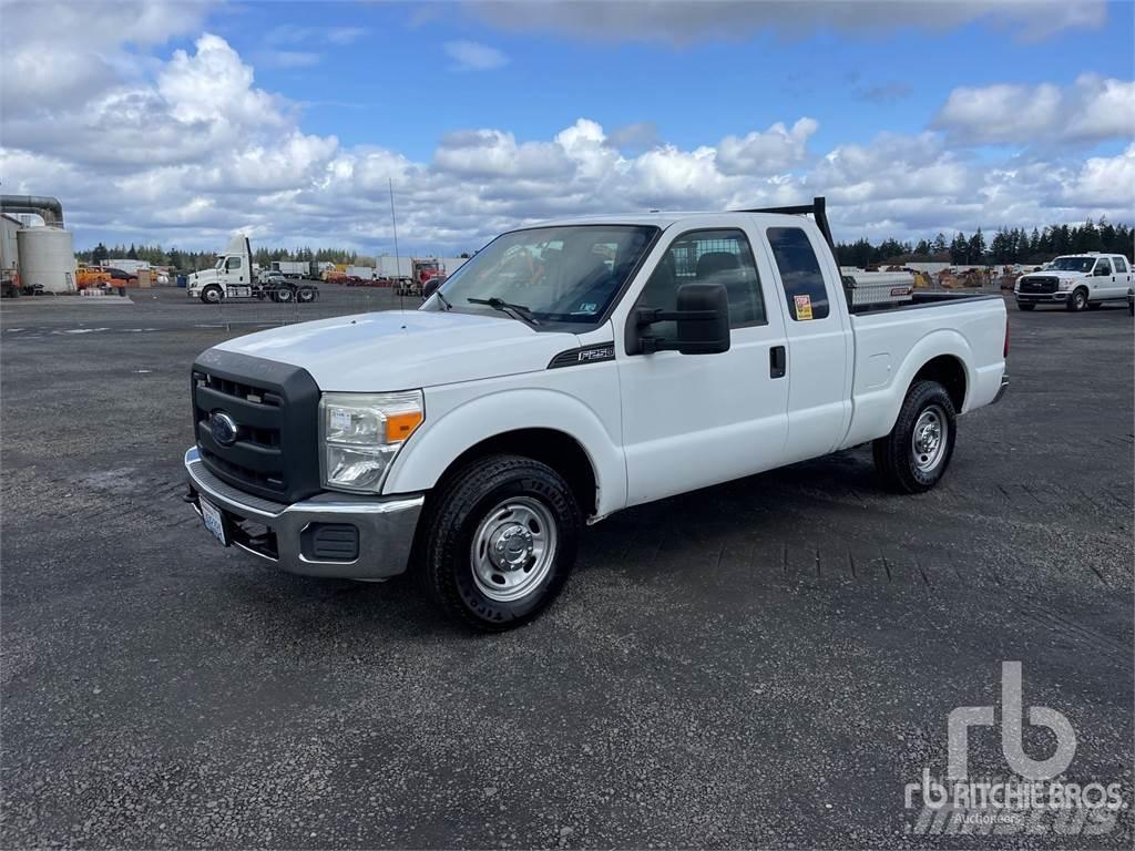 Ford F-250 픽업/드롭사이드
