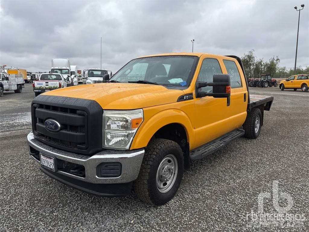 Ford F-250 플랫베드/드롭사이드 트럭