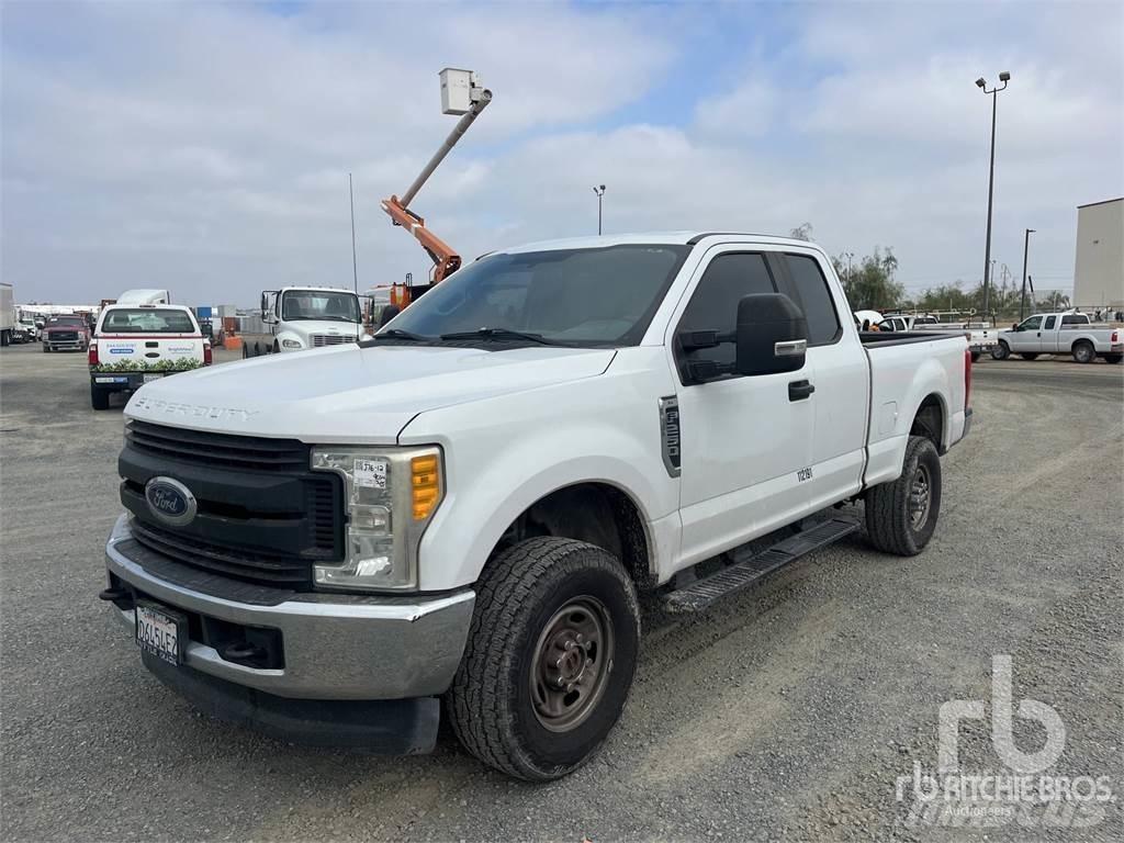 Ford F-250 픽업/드롭사이드