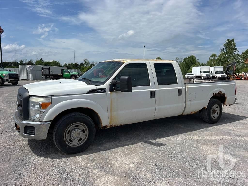 Ford F-250 픽업/드롭사이드