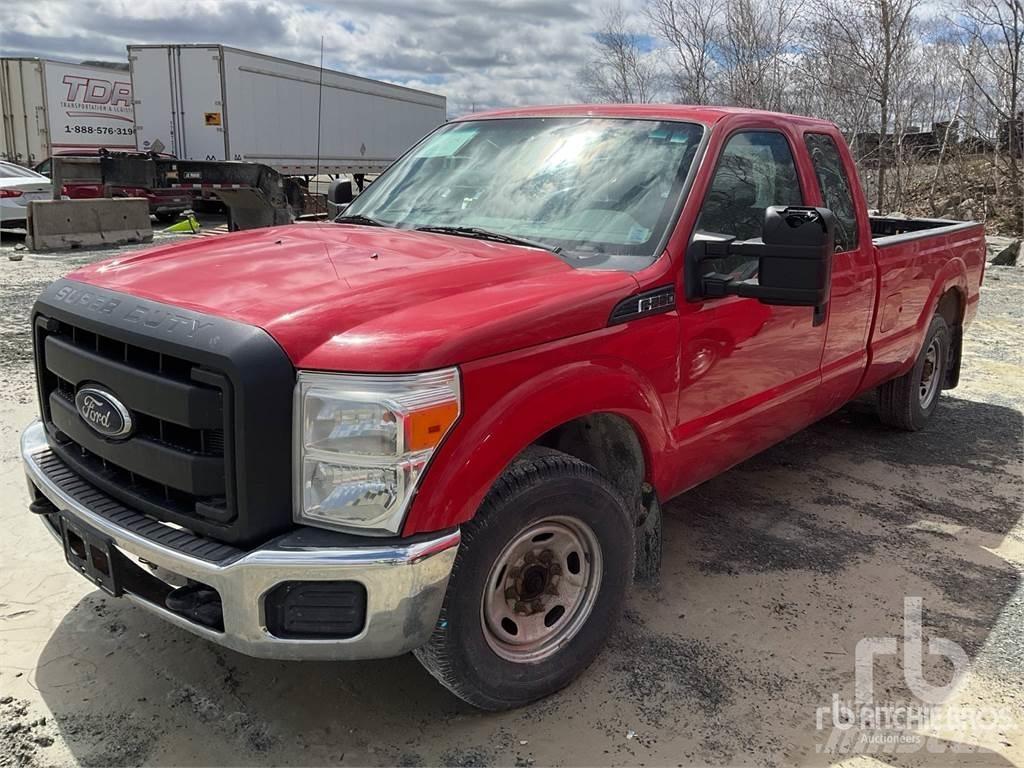 Ford F-250 픽업/드롭사이드