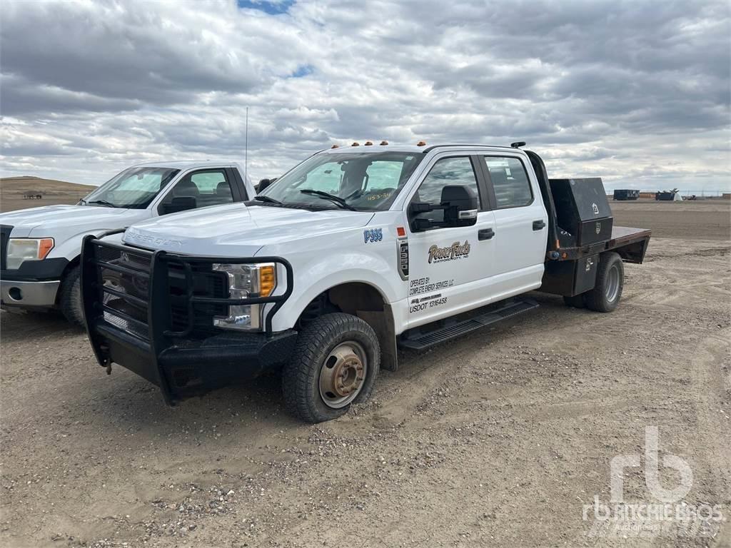 Ford F-350 플랫베드/드롭사이드 트럭
