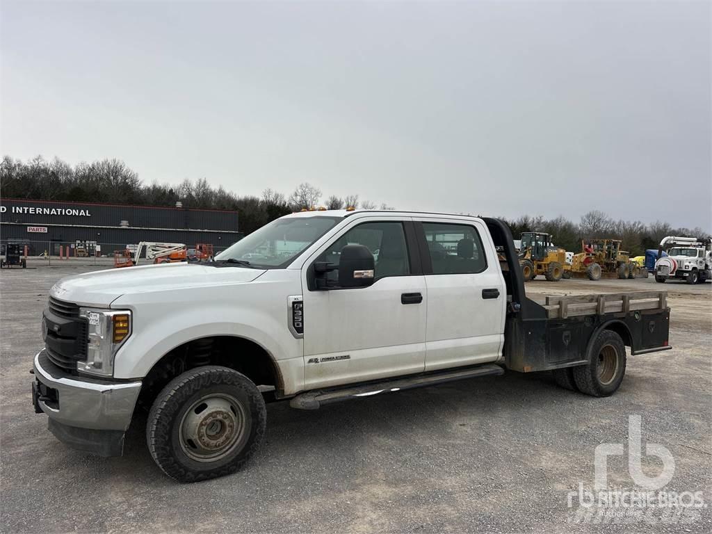 Ford F-350 플랫베드/드롭사이드 트럭