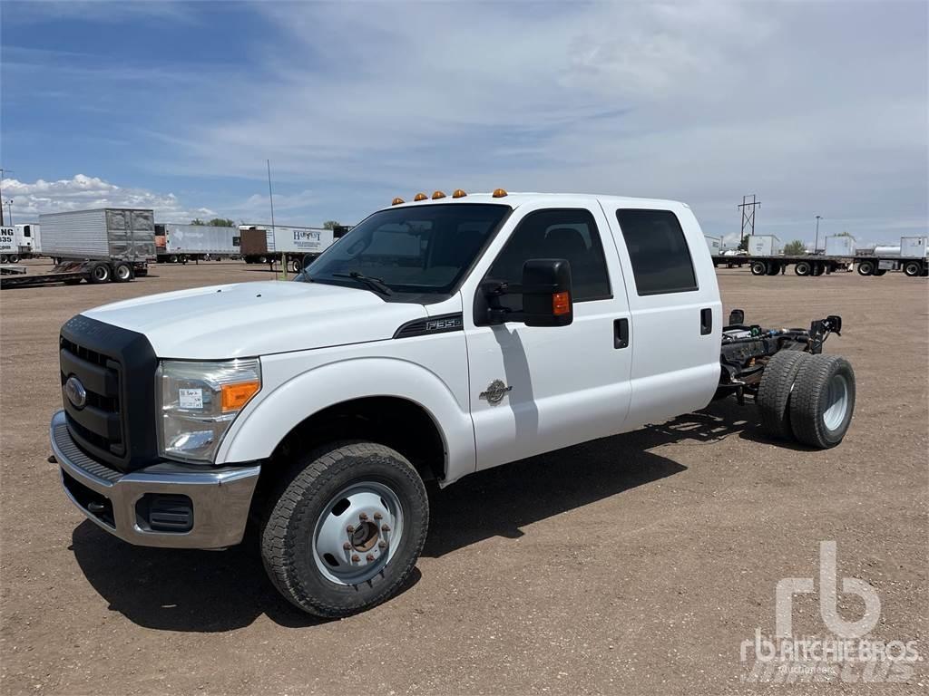 Ford F-350 새시 운전실 트럭