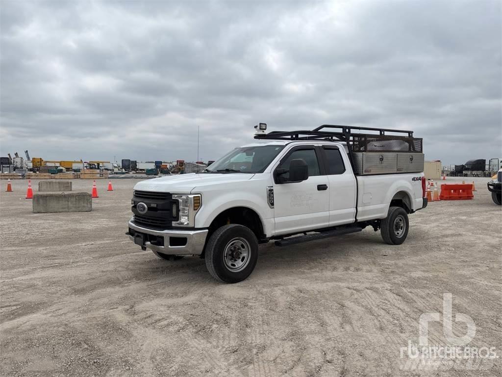 Ford F-350 픽업/드롭사이드