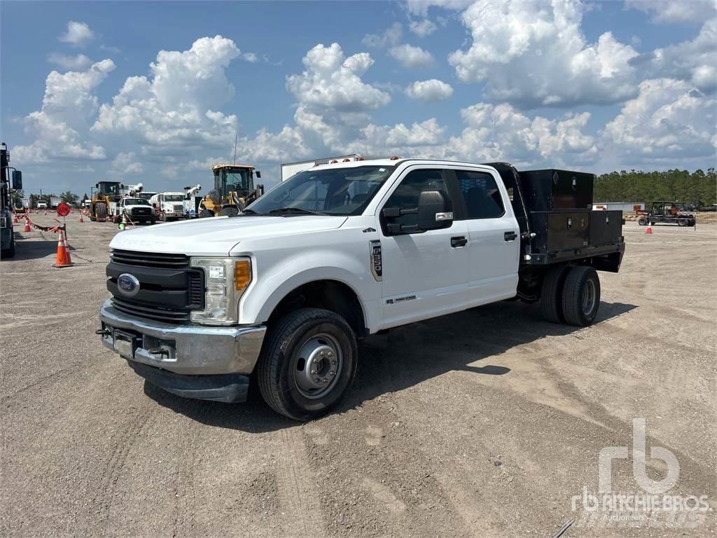 Ford F-350 플랫베드/드롭사이드 트럭