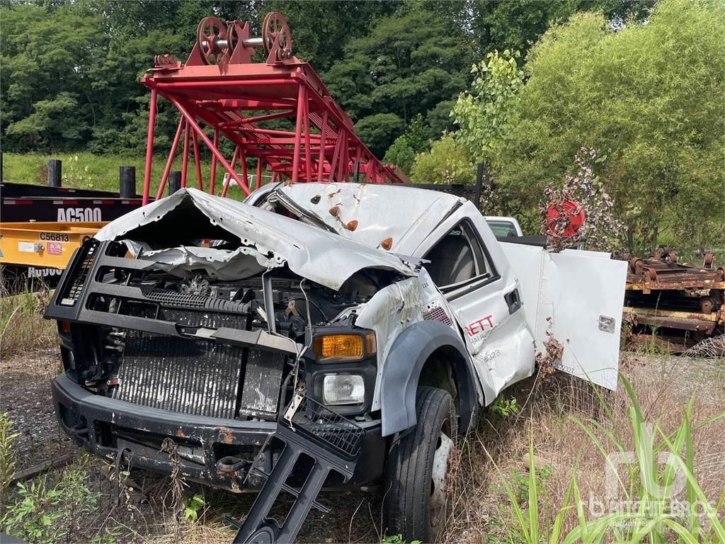 Ford F-450 시립/다목적 차량