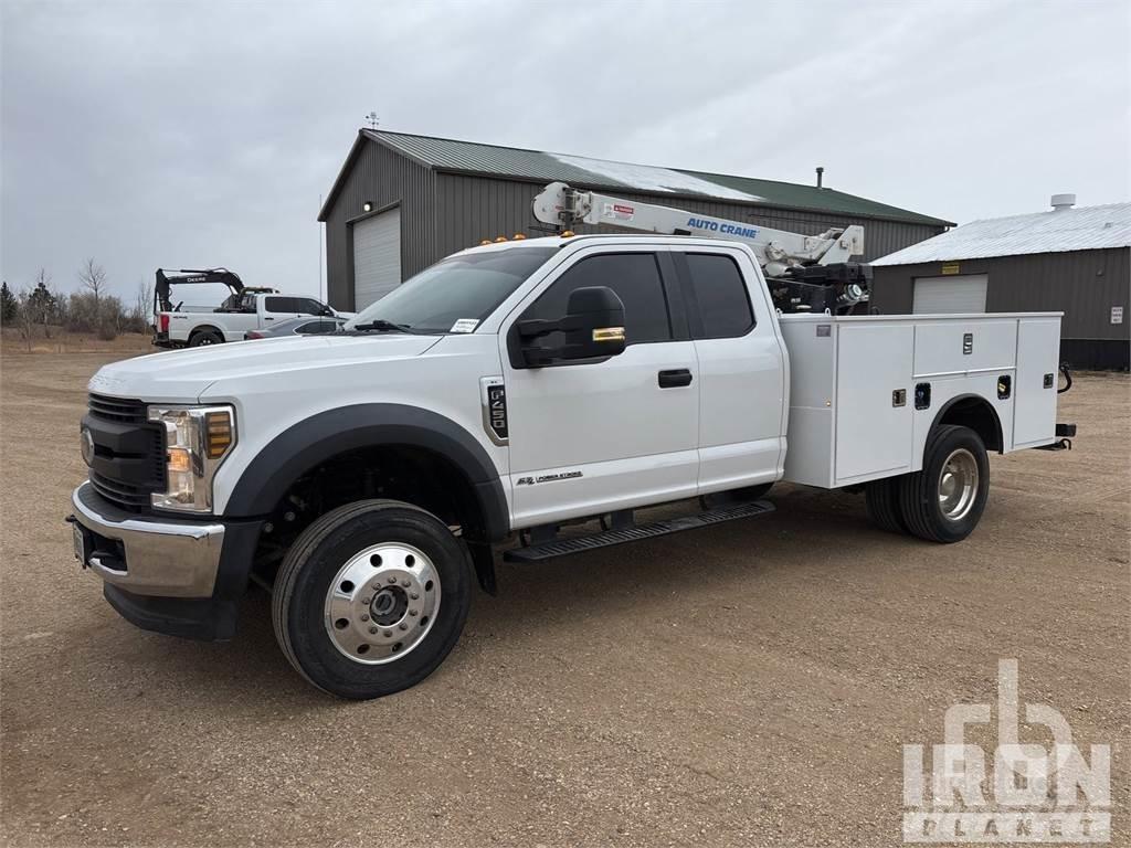 Ford F-450 시립/다목적 차량