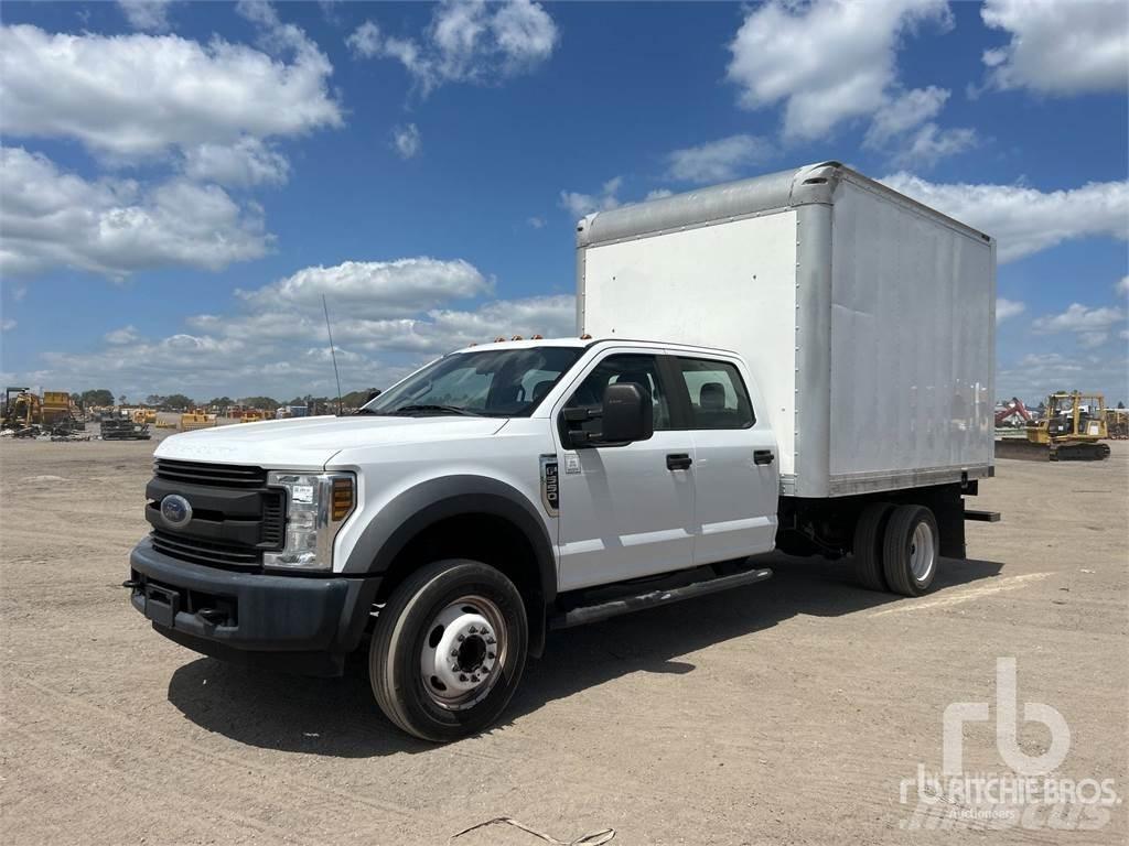 Ford F-550 패널 화물차