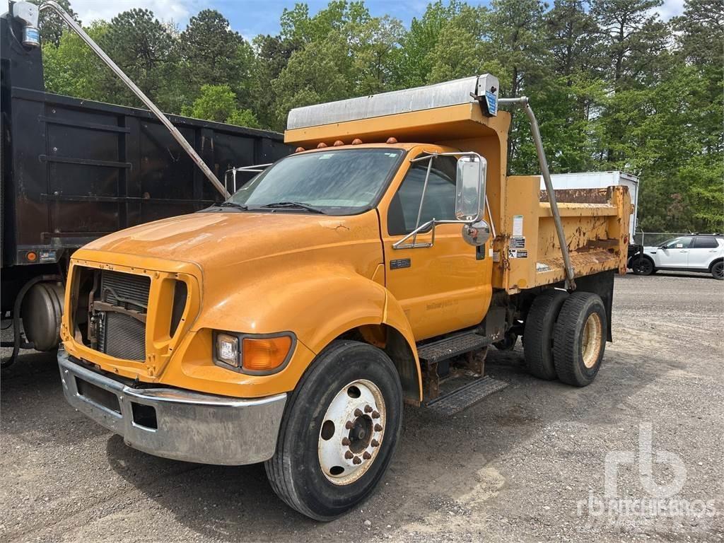 Ford F-650 덤프 트럭