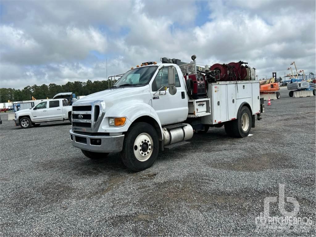 Ford F-750 시립/다목적 차량