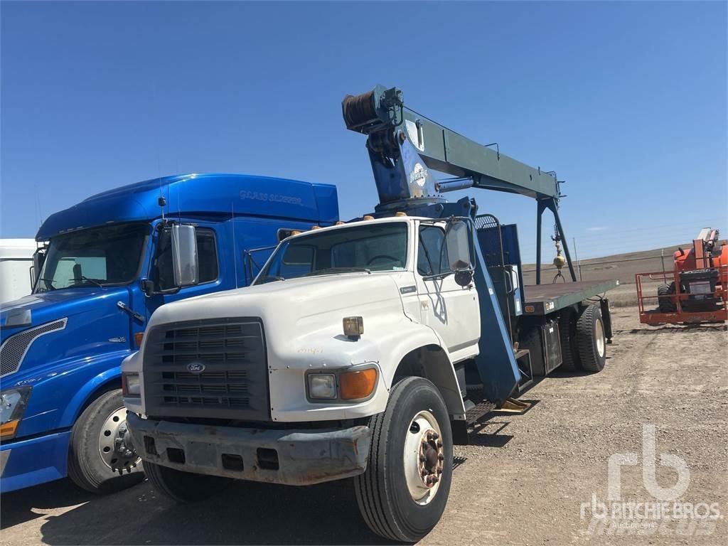 Ford F800 크레인 트럭