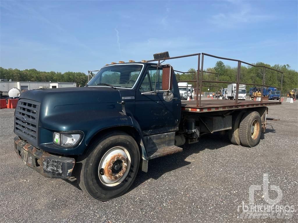 Ford F800 플랫베드/드롭사이드 트럭
