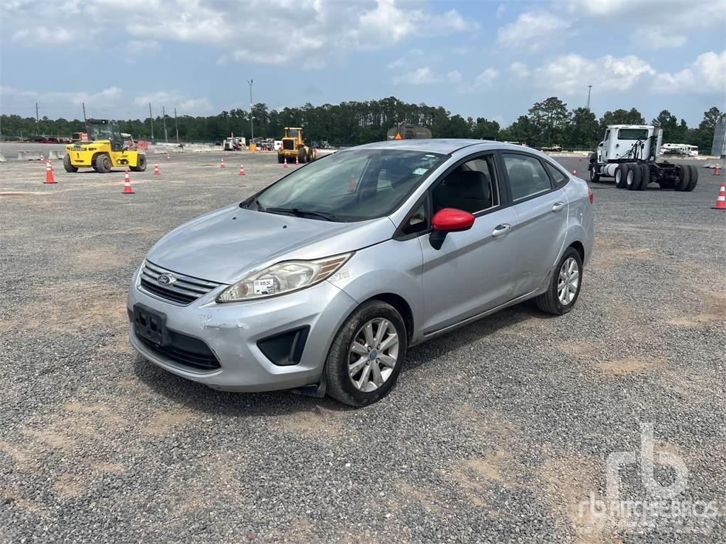 Ford FIESTA 자동차