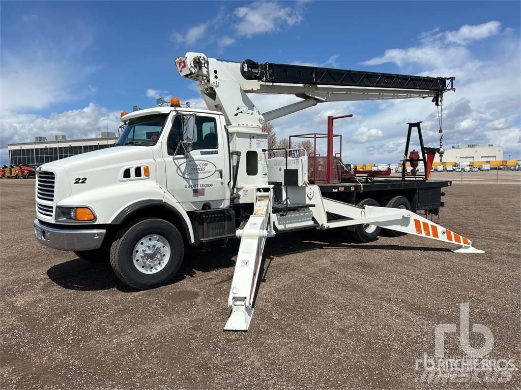 Ford LT9000 크레인 트럭