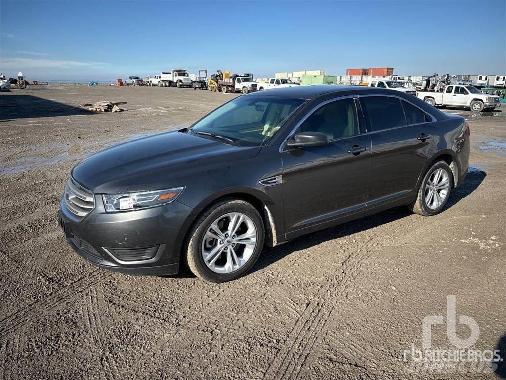 Ford TAURUS 자동차