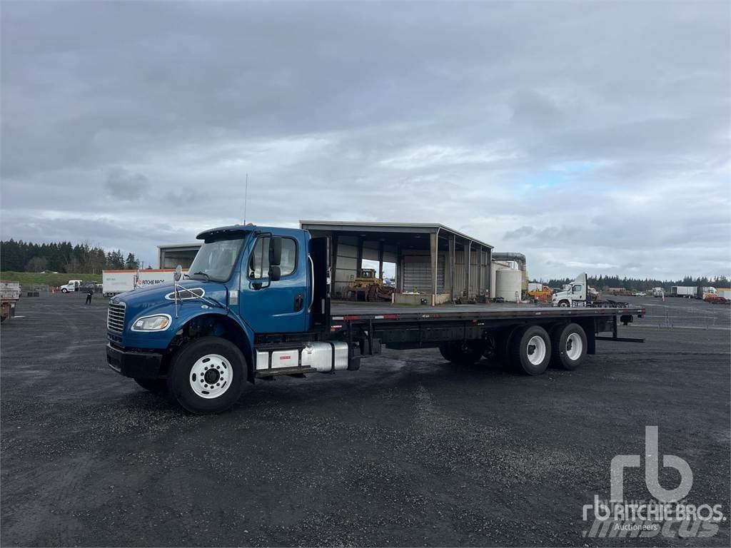 Freightliner M2 플랫베드/드롭사이드 트럭
