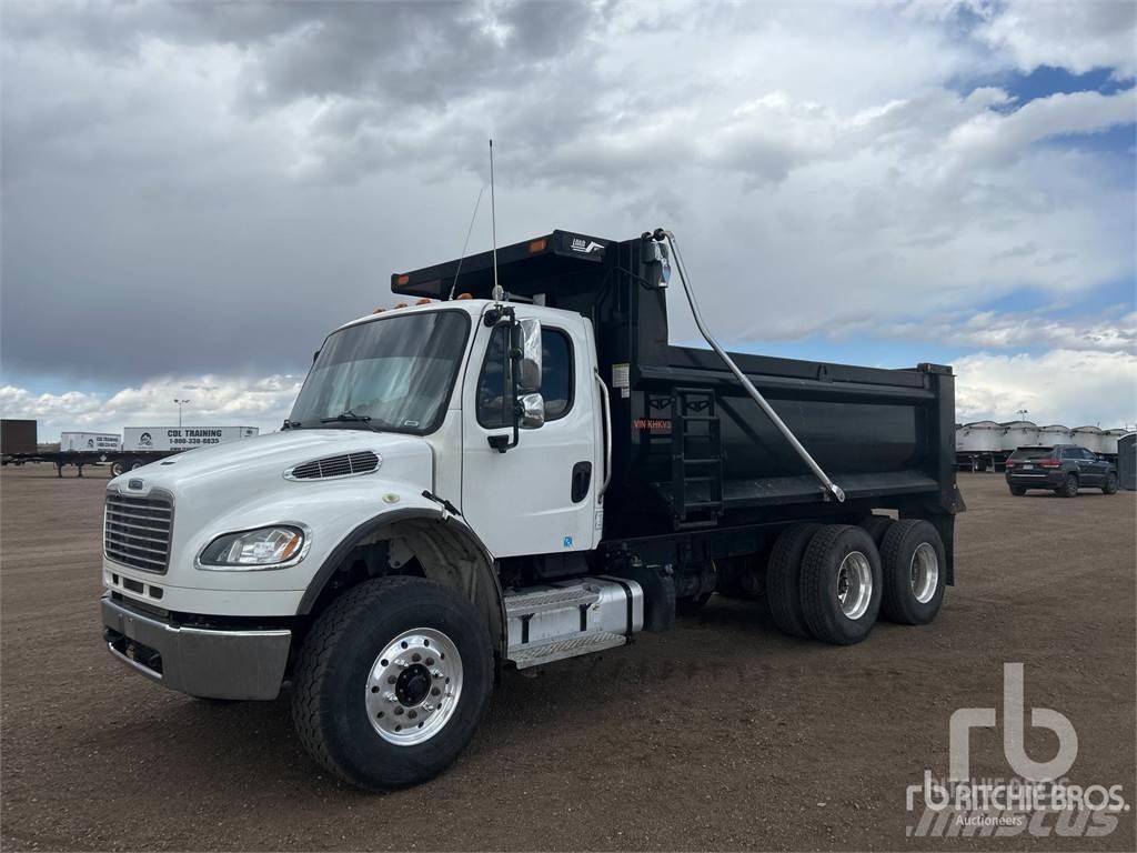 Freightliner M2 덤프 트럭