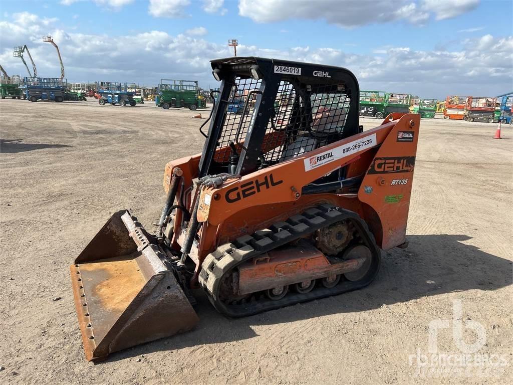 Gehl RT135  스키드로더