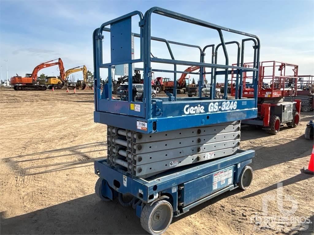 Genie GS3246 가위형 리프트