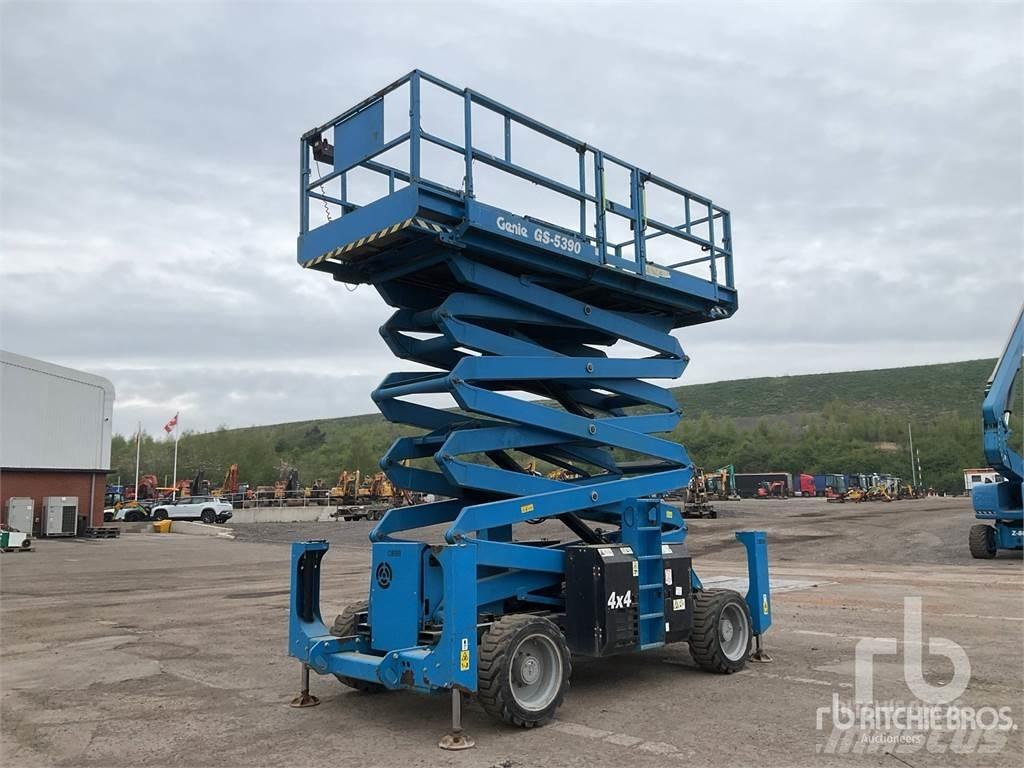 Genie GS5390 가위형 리프트