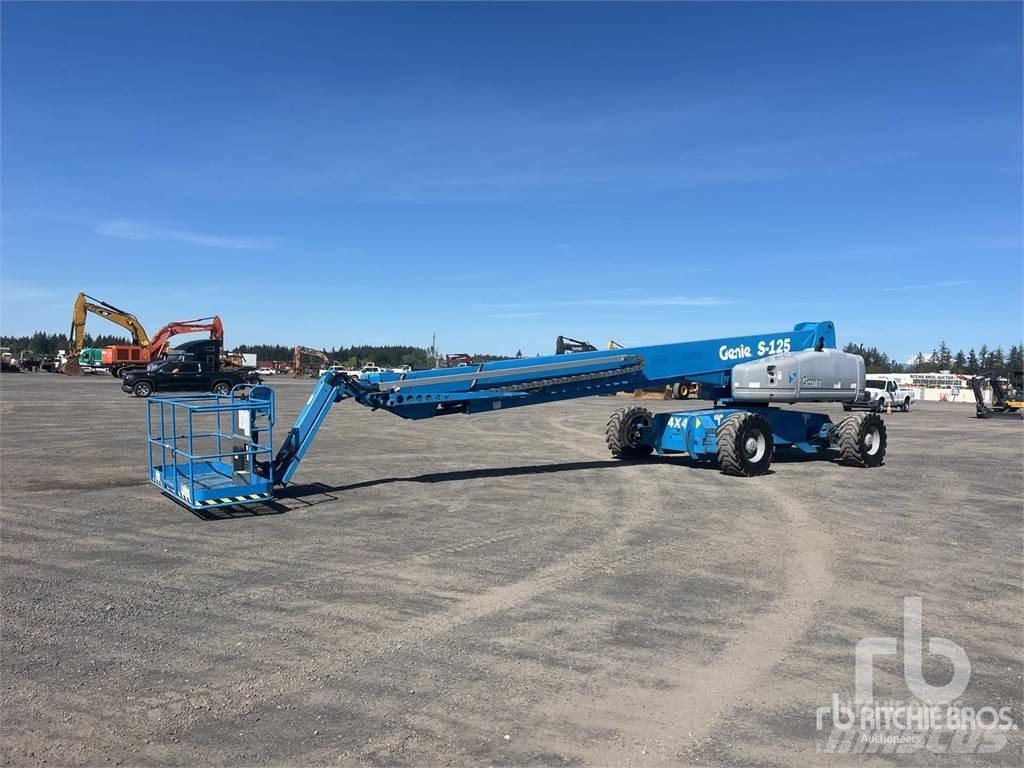 Genie S-125 관절형 전동이동 리프트