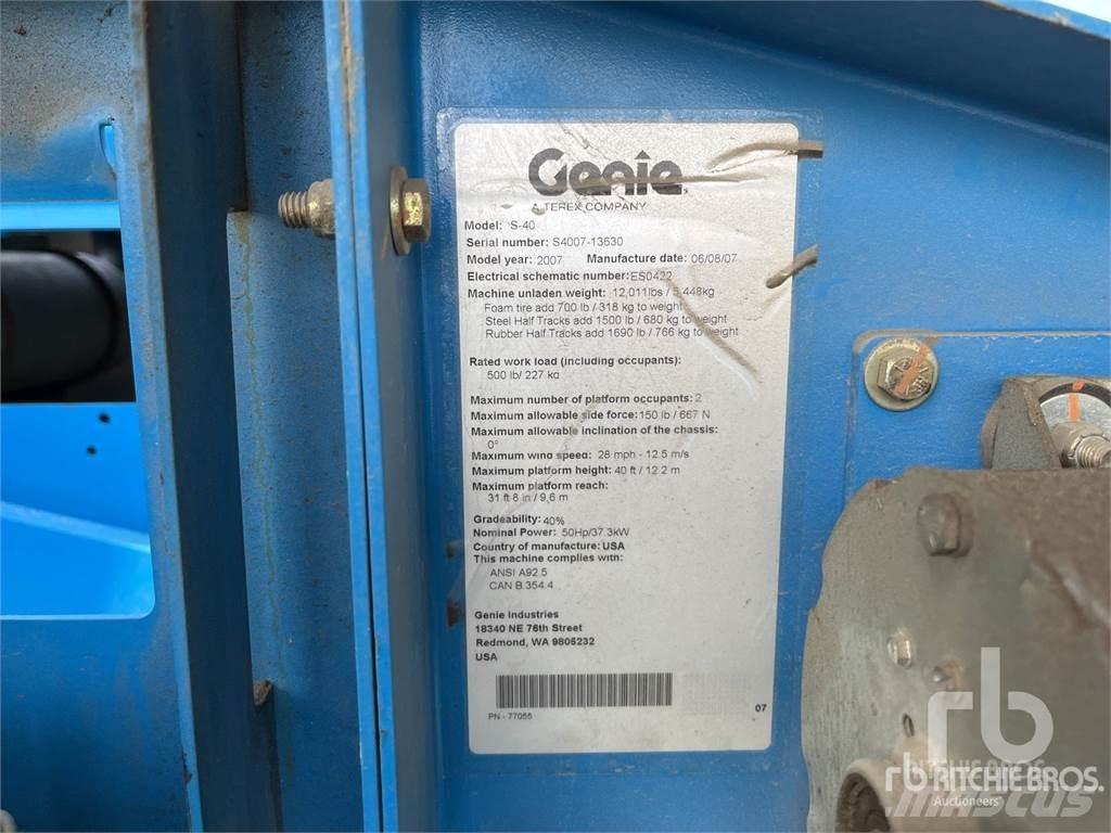 Genie S40 관절형 전동이동 리프트
