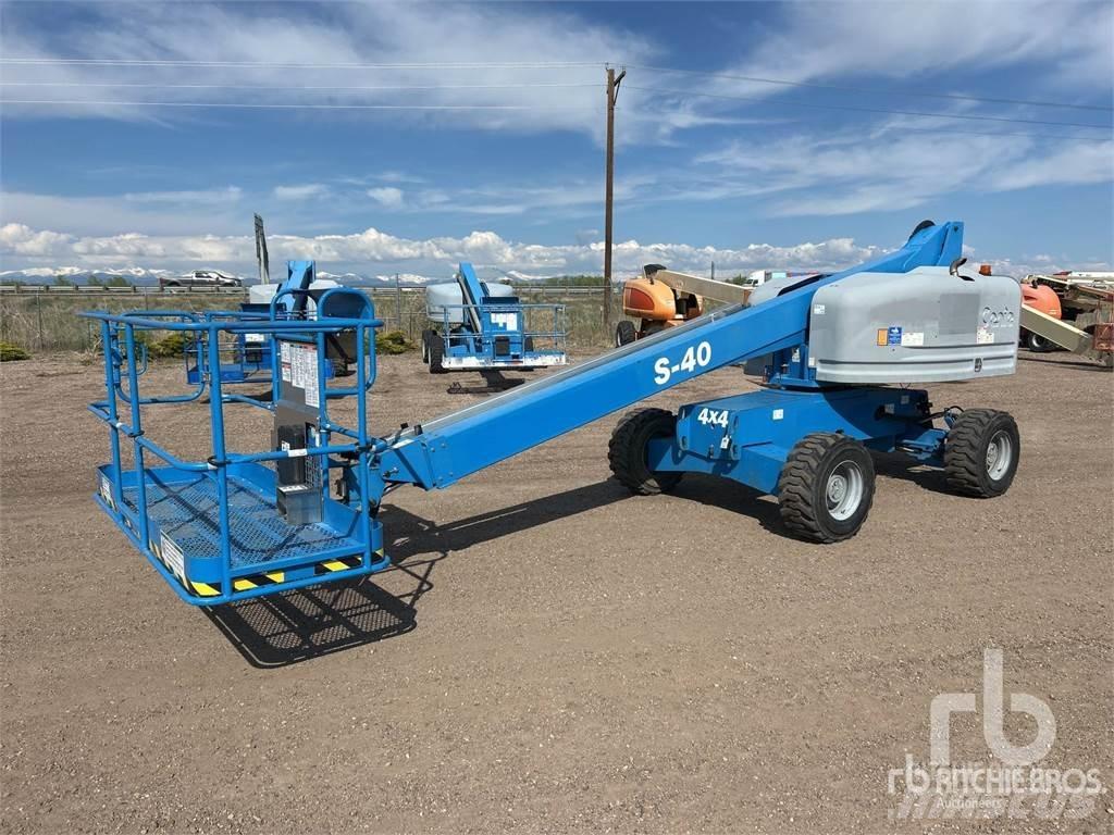 Genie S40 관절형 전동이동 리프트