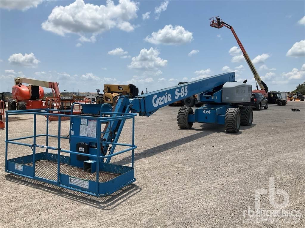 Genie S85 관절형 전동이동 리프트