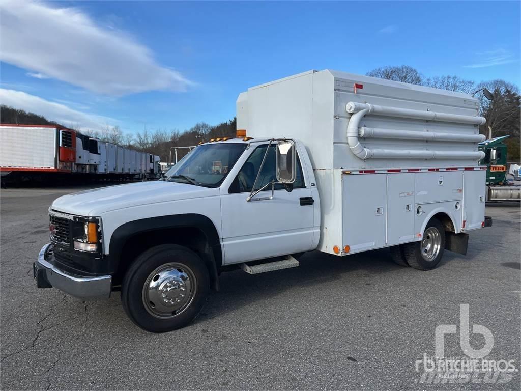 GMC 3500 시립/다목적 차량