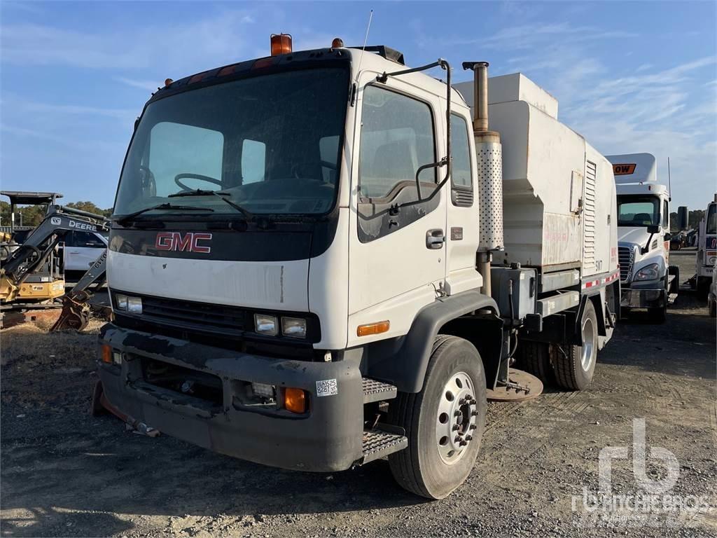 GMC T7500 청소 트럭