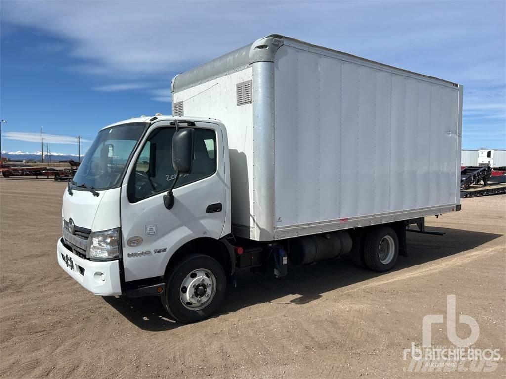 Hino 155 패널 화물차
